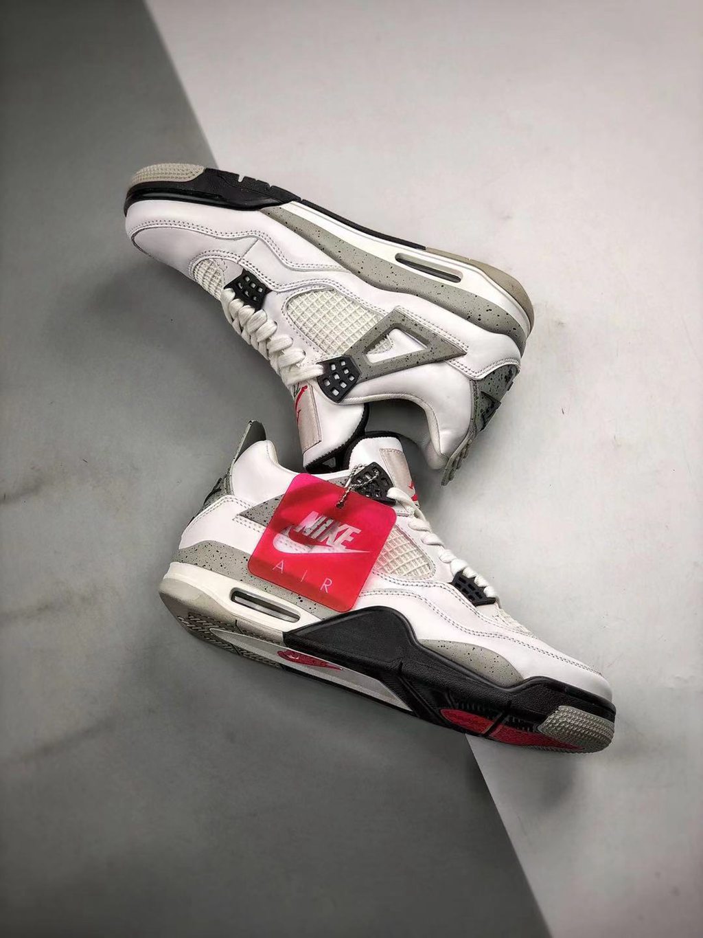 AIR JORDAN 4 WHITE CEMENT 2016